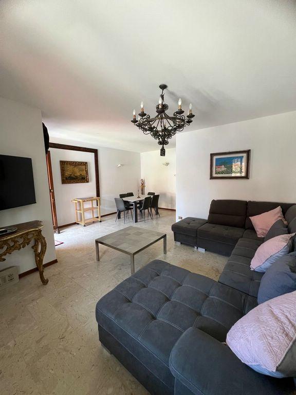 casa indipendente in affitto a Forte dei Marmi in zona Vittoria Apuana