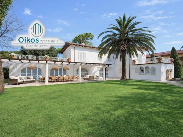 casa indipendente in affitto a Forte dei Marmi in zona Roma Imperiale