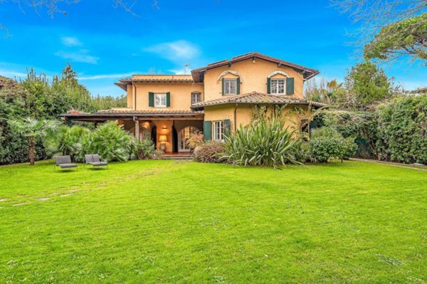 casa indipendente in affitto a Forte dei Marmi