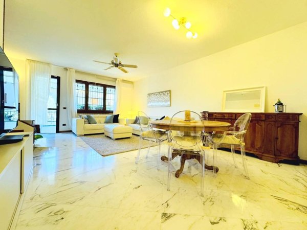 casa indipendente in affitto a Forte dei Marmi