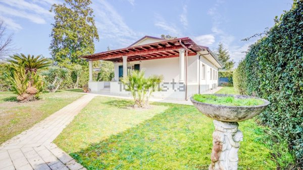 casa indipendente in affitto a Forte dei Marmi