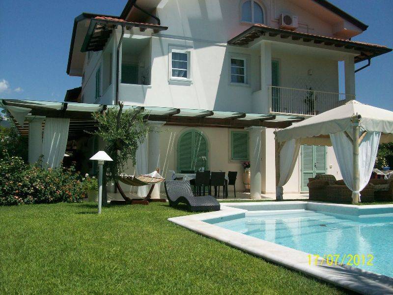 casa indipendente in affitto a Forte dei Marmi