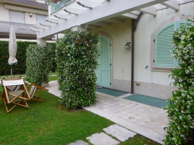 casa indipendente in affitto a Forte dei Marmi