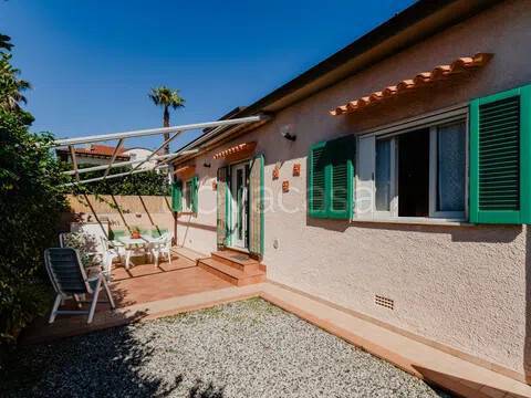 casa indipendente in affitto a Forte dei Marmi