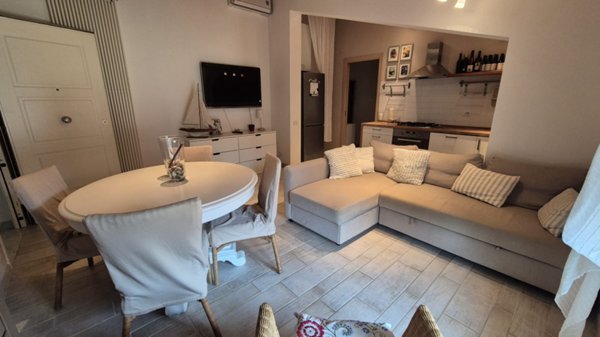 appartamento in affitto a Forte dei Marmi in zona Roma Imperiale