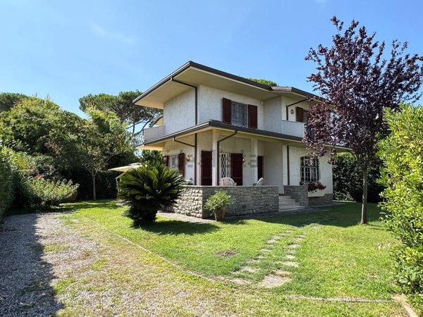 casa indipendente in affitto a Forte dei Marmi