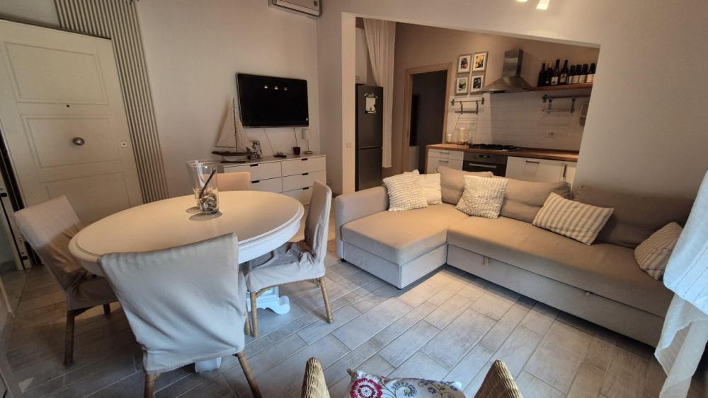 appartamento in affitto a Forte dei Marmi in zona Roma Imperiale