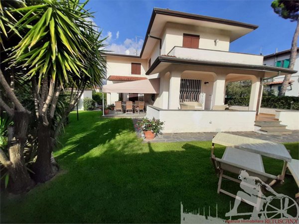 casa indipendente in affitto a Forte dei Marmi