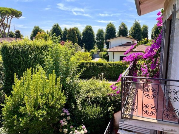 casa indipendente in affitto a Forte dei Marmi