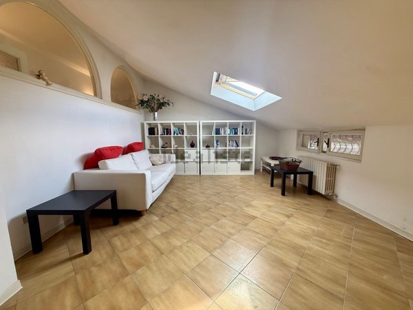 appartamento in affitto a Forte dei Marmi in zona Roma Imperiale