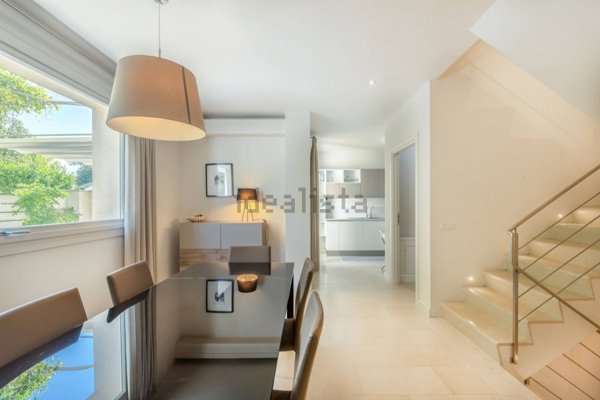 casa indipendente in affitto a Forte dei Marmi in zona Roma Imperiale