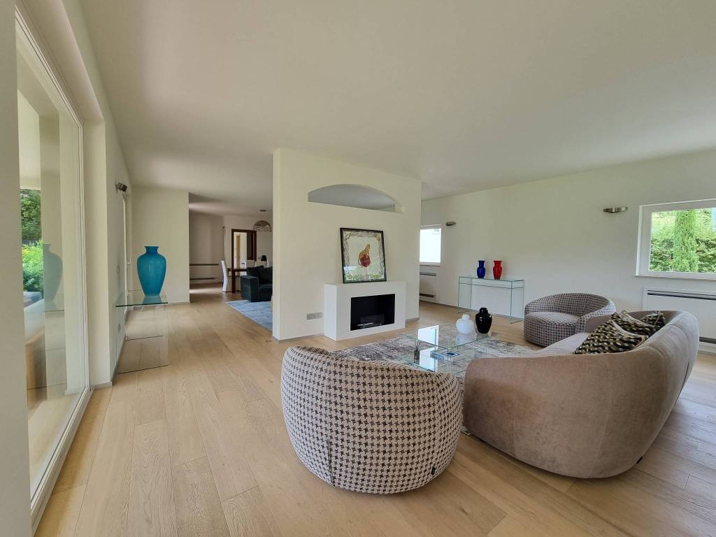 casa indipendente in affitto a Forte dei Marmi in zona Vittoria Apuana