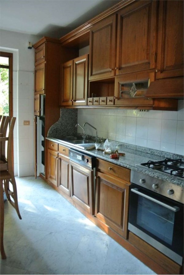 casa indipendente in affitto a Forte dei Marmi in zona Vittoria Apuana