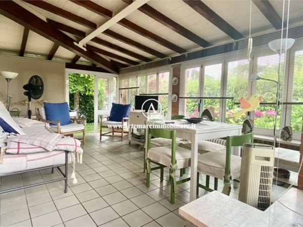 casa indipendente in affitto a Forte dei Marmi in zona Vittoria Apuana