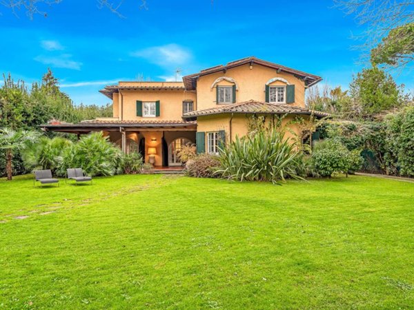 casa indipendente in affitto a Forte dei Marmi