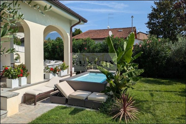 casa indipendente in affitto a Forte dei Marmi