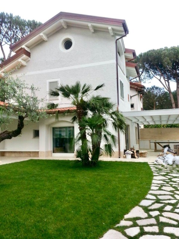 casa indipendente in affitto a Forte dei Marmi in zona Vittoria Apuana