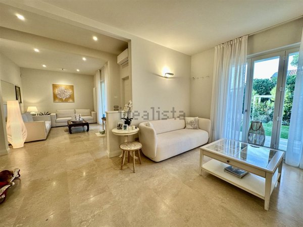 casa indipendente in affitto a Forte dei Marmi