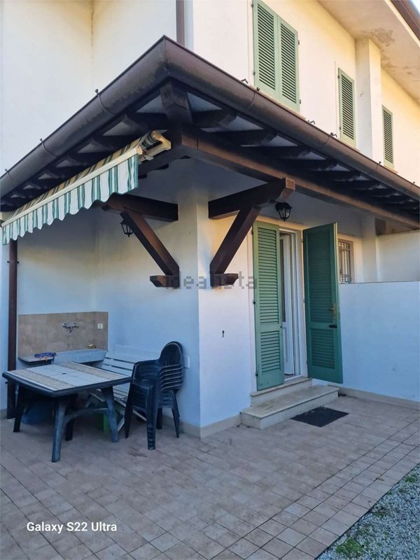 appartamento in affitto a Forte dei Marmi in zona Vittoria Apuana