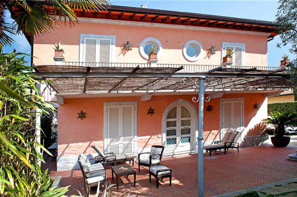 casa indipendente in affitto a Forte dei Marmi