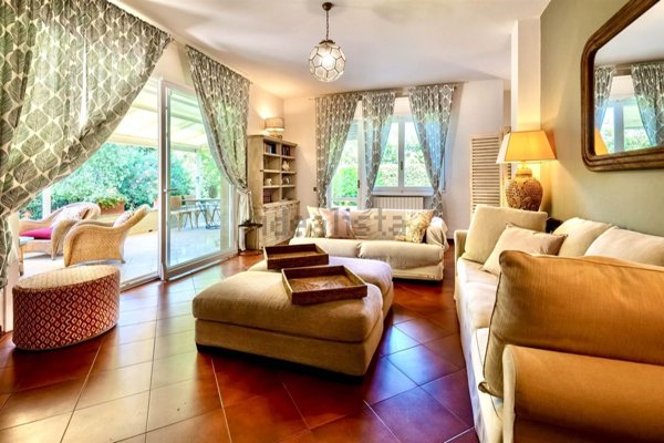 casa indipendente in affitto a Forte dei Marmi in zona Vaiana