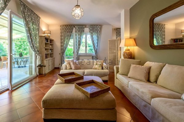 casa indipendente in affitto a Forte dei Marmi in zona Vaiana