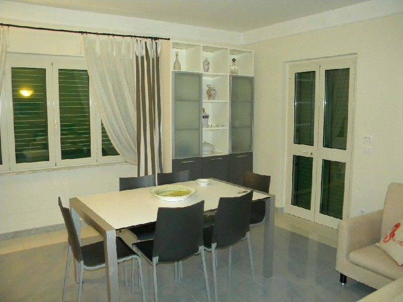 casa indipendente in affitto a Forte dei Marmi in zona Roma Imperiale