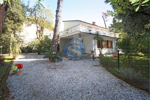 casa indipendente in affitto a Forte dei Marmi