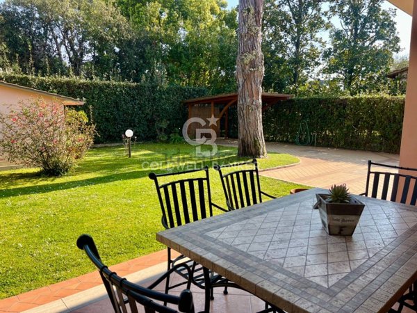 casa indipendente in affitto a Forte dei Marmi