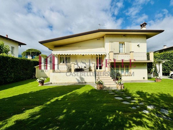casa indipendente in affitto a Forte dei Marmi