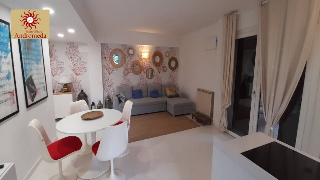 appartamento in affitto a Forte dei Marmi in zona Vittoria Apuana