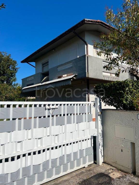 casa indipendente in affitto a Forte dei Marmi