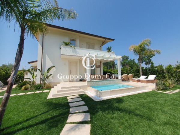 casa indipendente in affitto a Forte dei Marmi in zona Vittoria Apuana