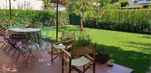 casa indipendente in affitto a Forte dei Marmi in zona Vittoria Apuana