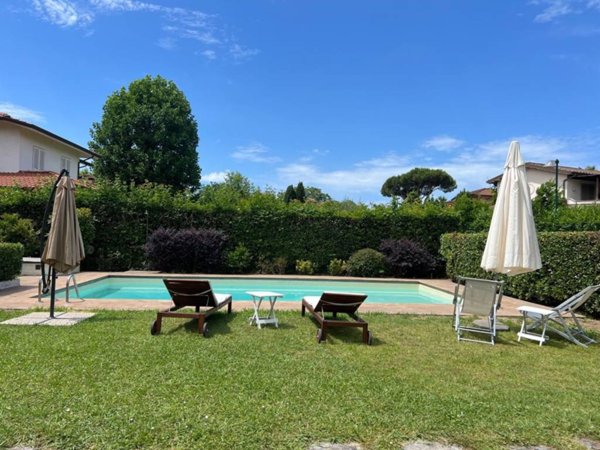casa indipendente in affitto a Forte dei Marmi