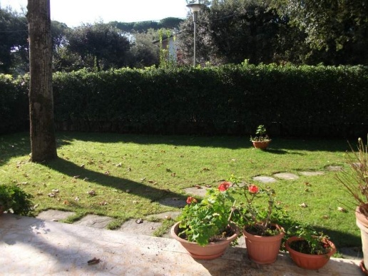 casa indipendente in affitto a Forte dei Marmi in zona Roma Imperiale