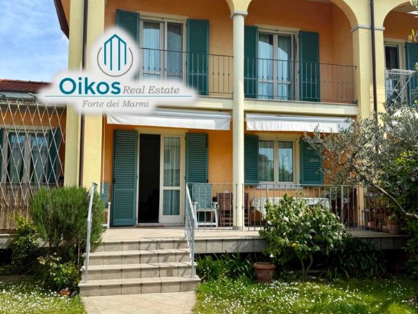 casa indipendente in affitto a Forte dei Marmi