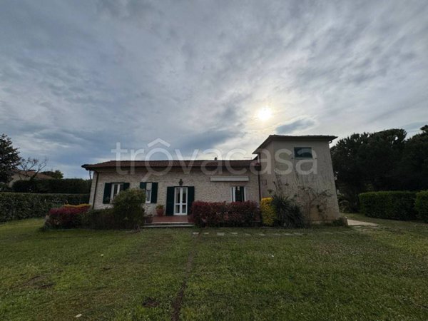 casa indipendente in affitto a Forte dei Marmi