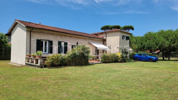 casa indipendente in affitto a Forte dei Marmi