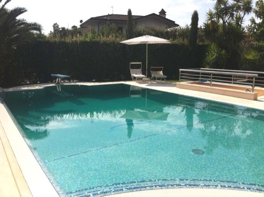 casa indipendente in affitto a Forte dei Marmi