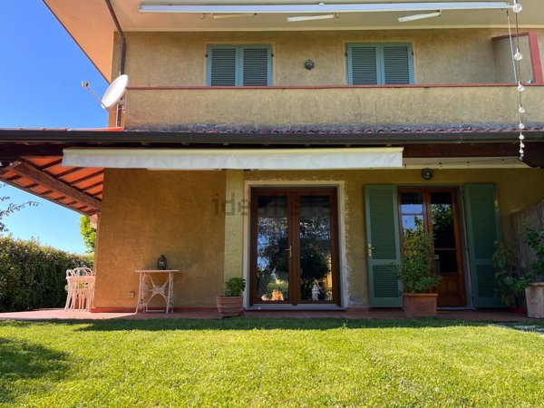 casa indipendente in affitto a Forte dei Marmi
