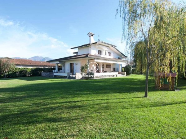 casa indipendente in affitto a Forte dei Marmi