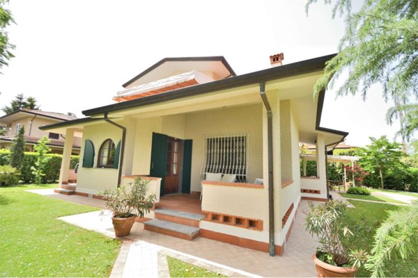 casa indipendente in affitto a Forte dei Marmi