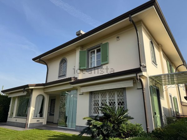 casa indipendente in affitto a Forte dei Marmi