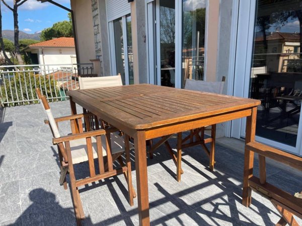 appartamento in affitto a Forte dei Marmi in zona Vittoria Apuana