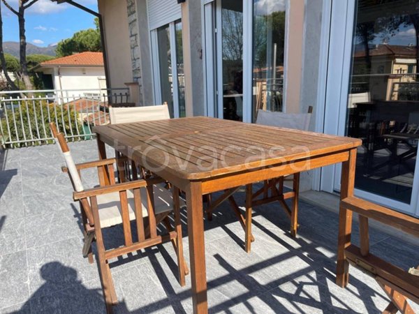 appartamento in affitto a Forte dei Marmi