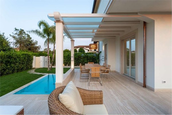 casa indipendente in affitto a Forte dei Marmi in zona Vittoria Apuana