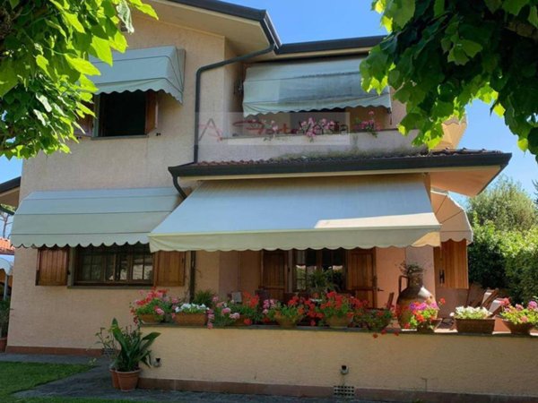 appartamento in affitto a Forte dei Marmi