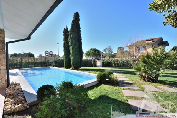 casa indipendente in affitto a Forte dei Marmi