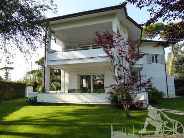 casa indipendente in affitto a Forte dei Marmi